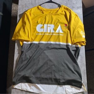 Nike Mens T shirt yellow gray